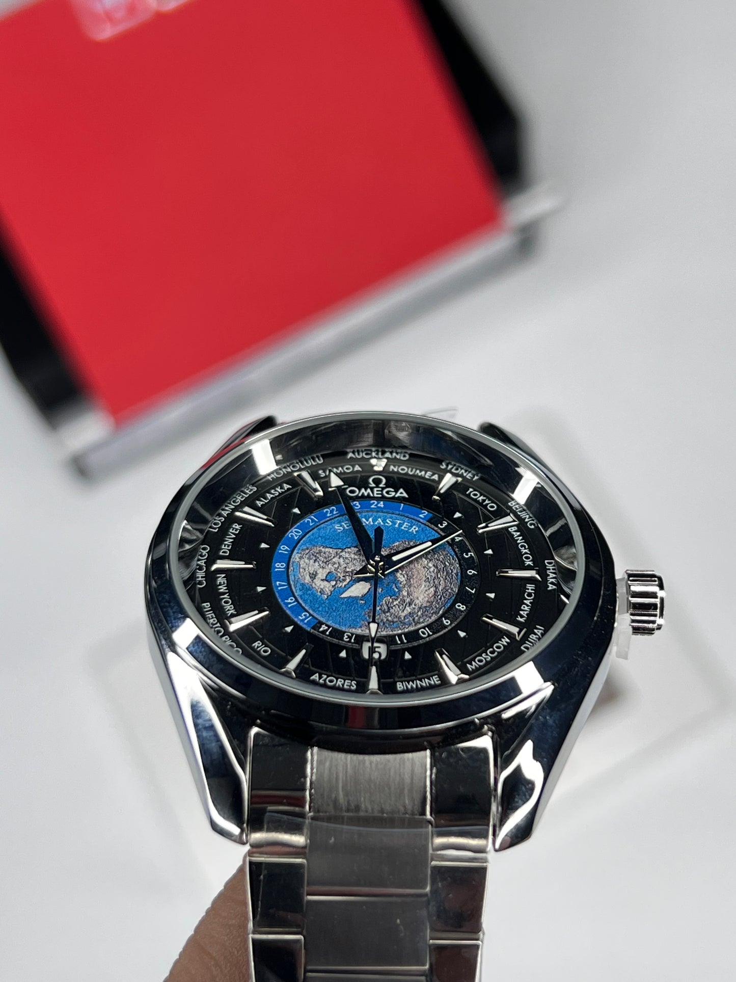 OMG SeaMaster World (Silver Case)