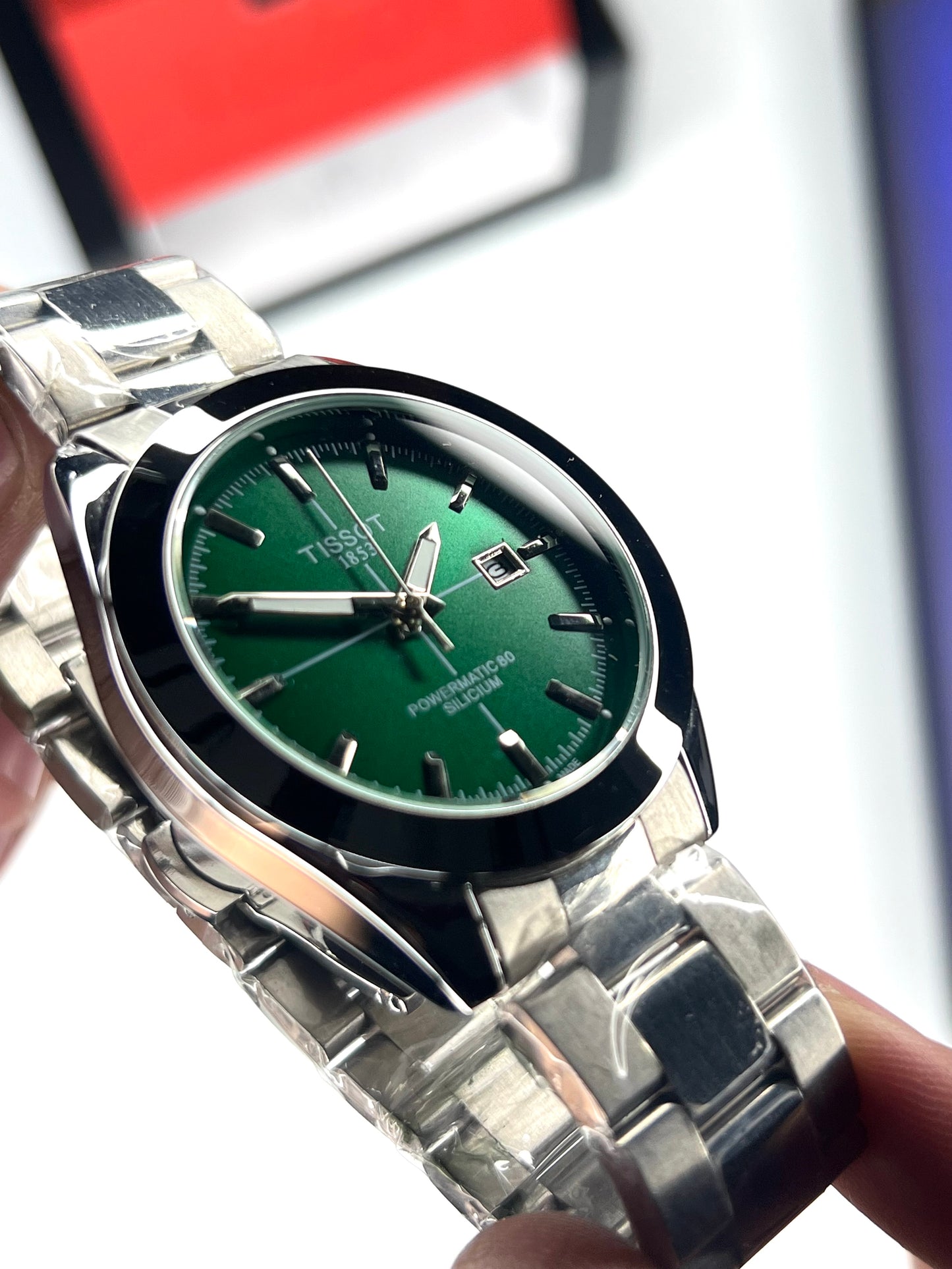 TT Emerald