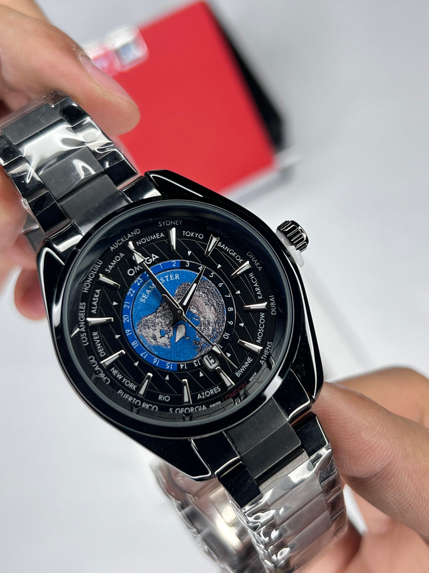 OMG Seamaster World (All Black)