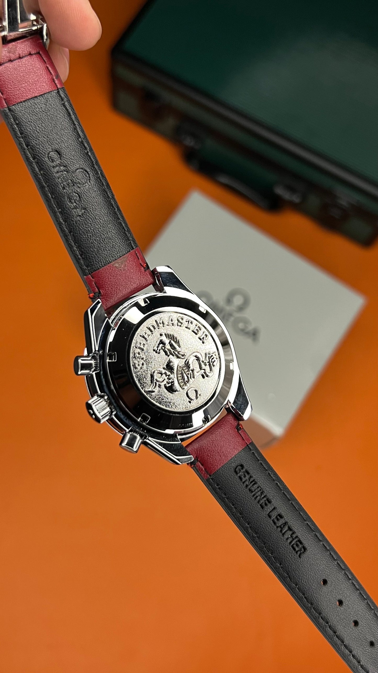 Omega 57 SM ( Redwine)