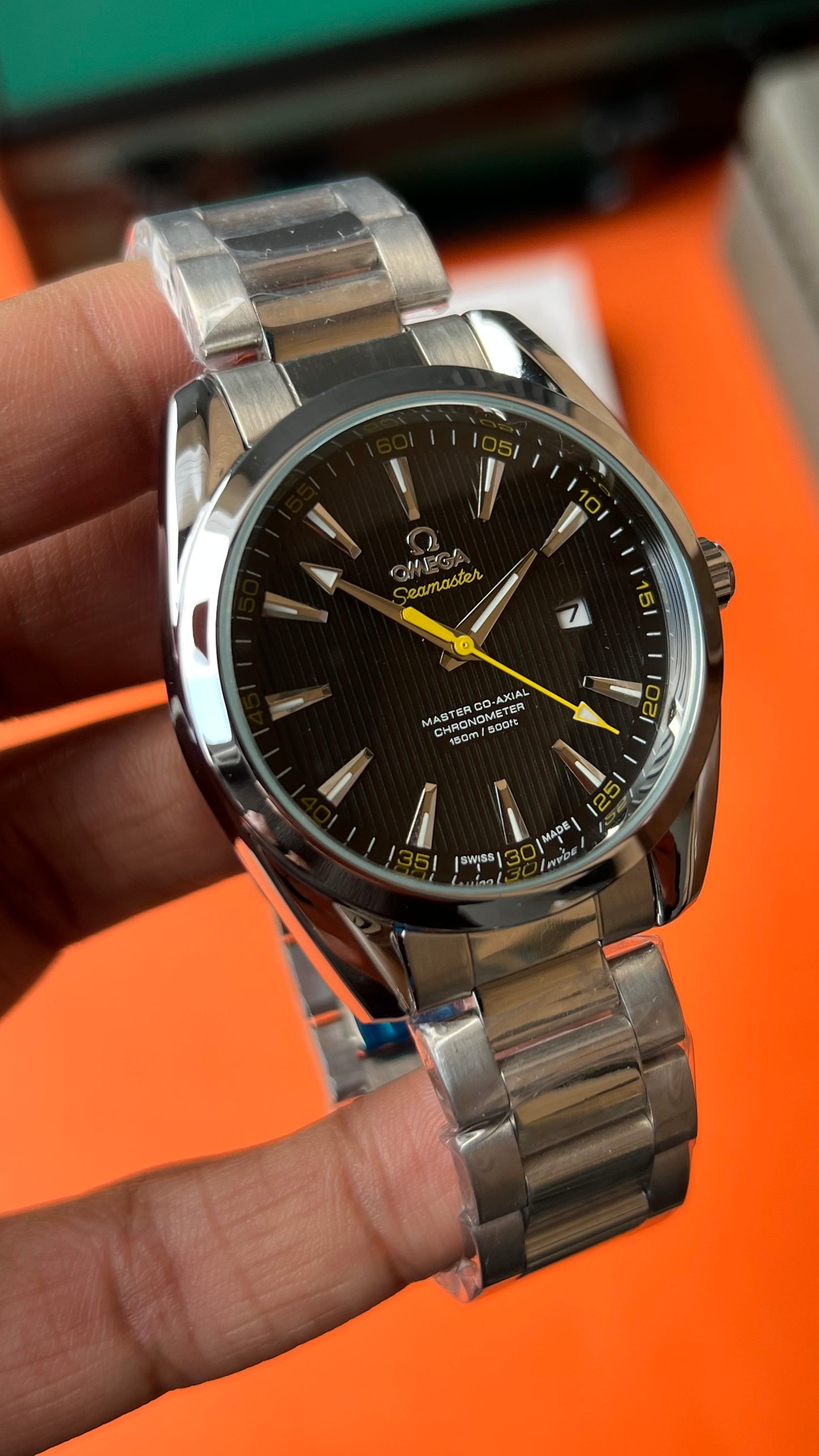 Omega Seamaster ( Yellow Needle )