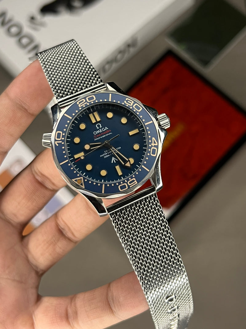 Omega Diver 300 Shepherd Chain Blue 007 edition