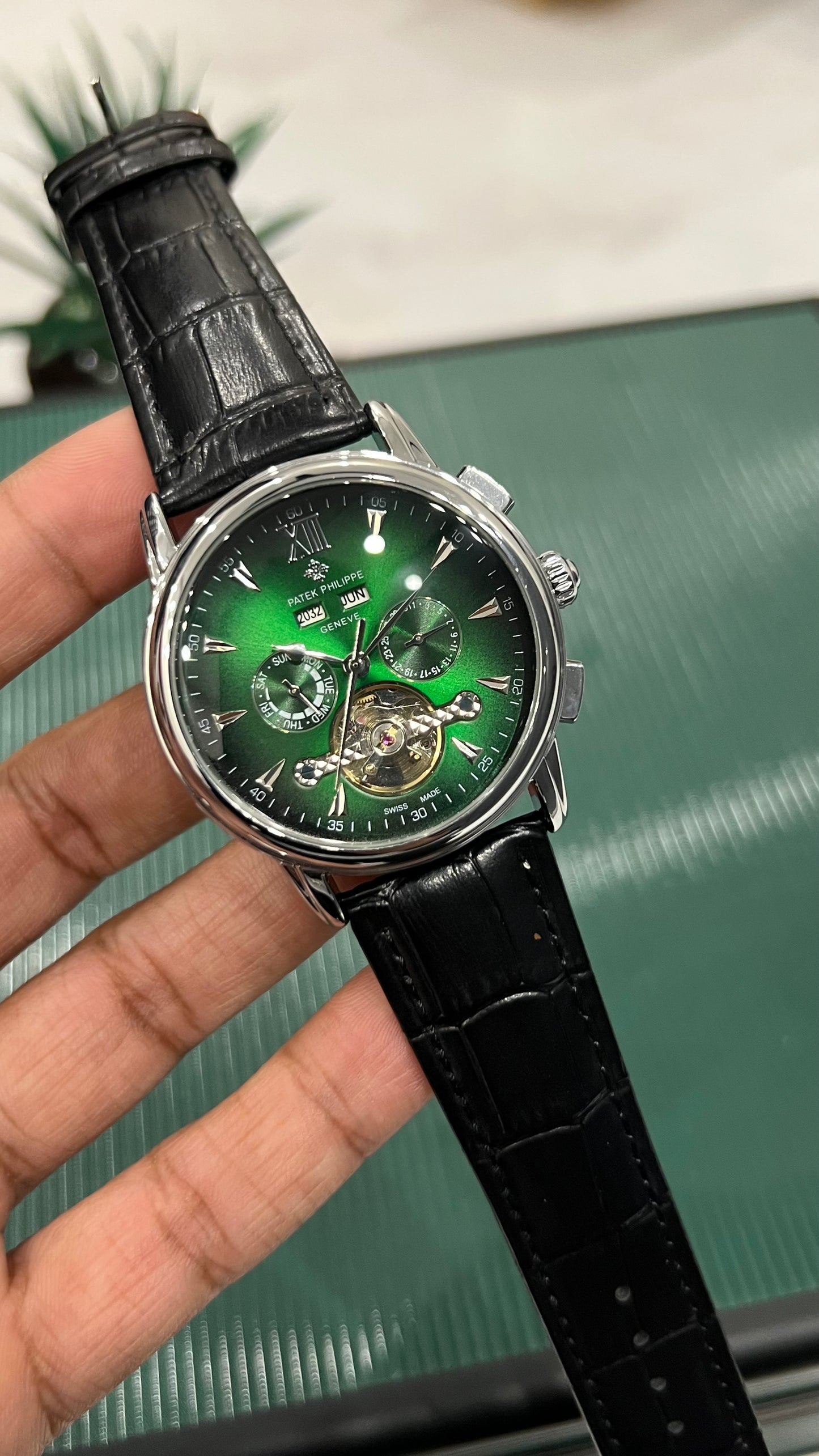 Patek phillip Auto ( Green )