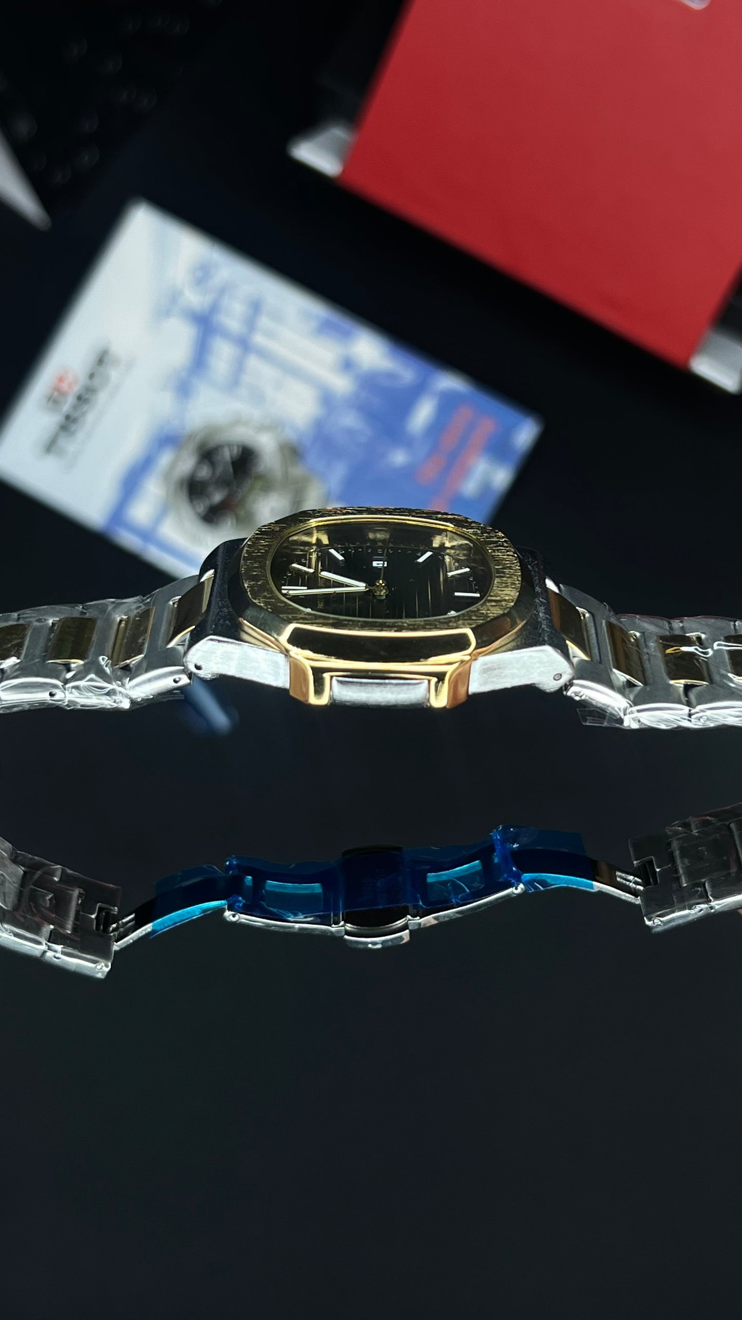 PP - Nautilus GoldBlack