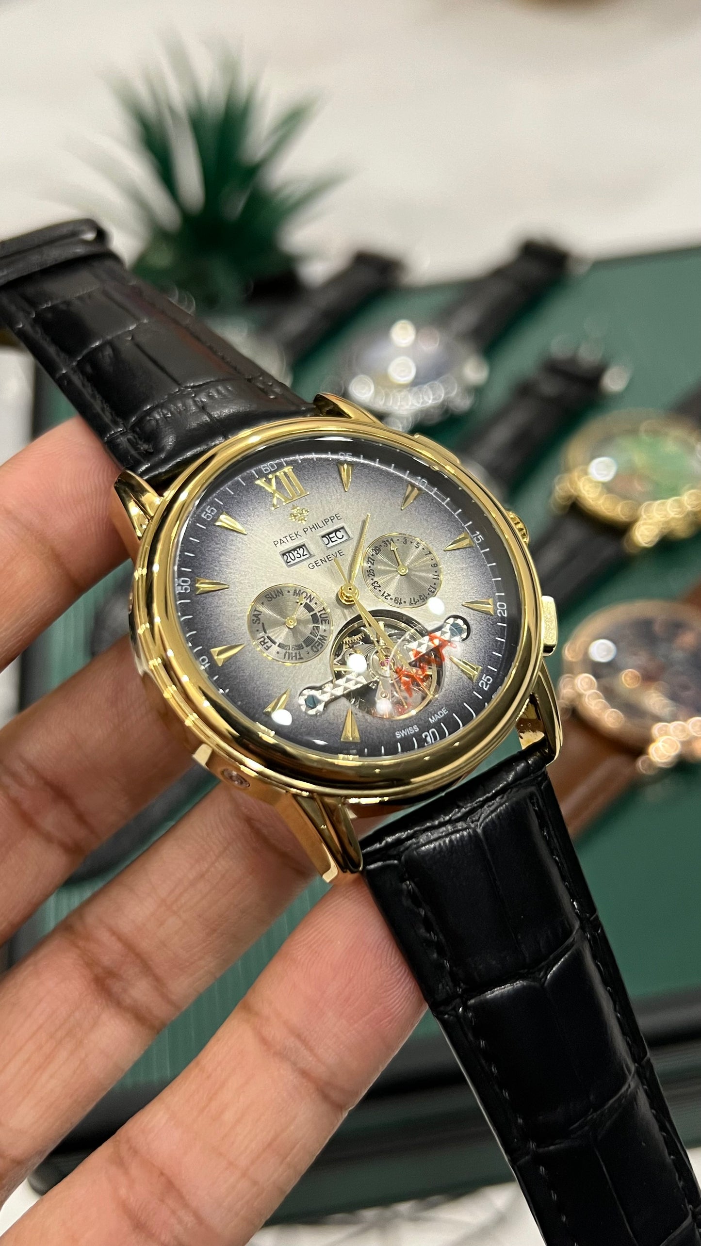 Patek Phillip Auto ( Goldie Grey )