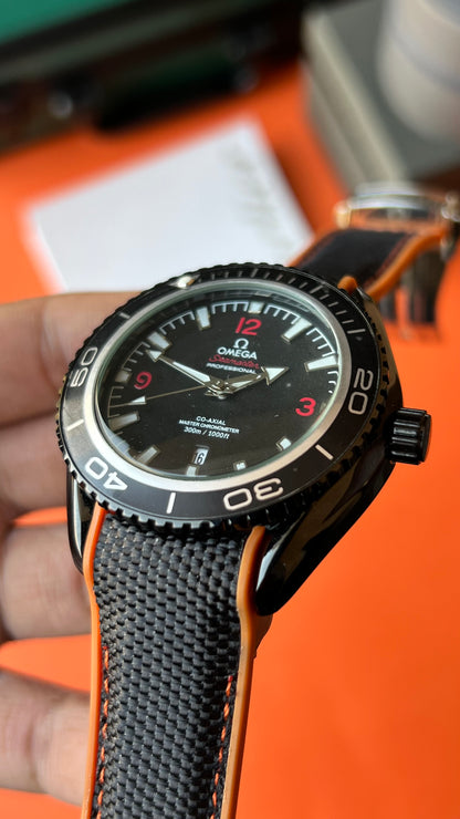 Omega Seamster