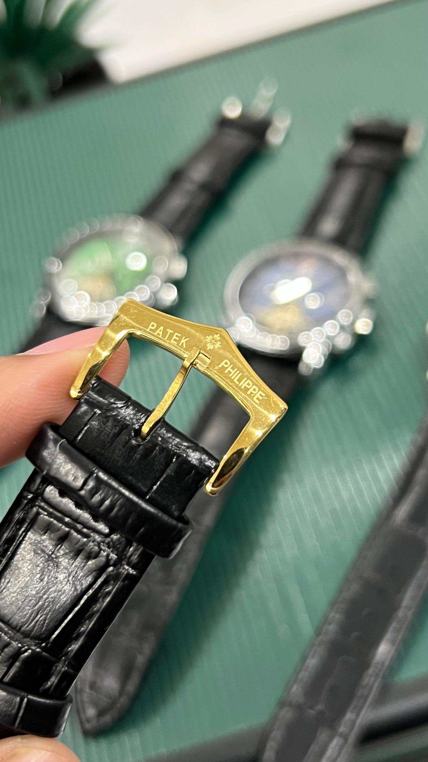 Patek Phillip Auto ( Goldie Grey )