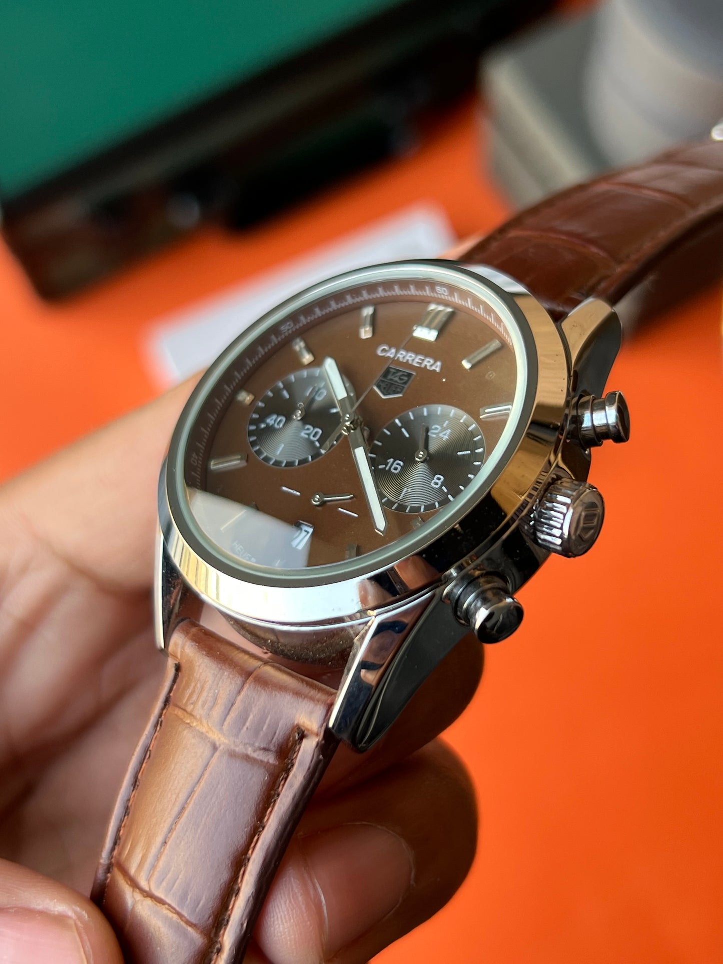 Tag Carrera Chronograph (Brown)